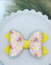 Load image into Gallery viewer, Zaylee Bows