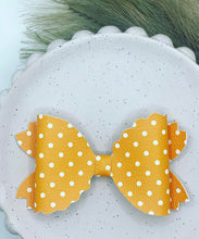 Load image into Gallery viewer, Zaylee Bows