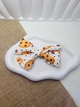 Load image into Gallery viewer, Anastasia Bows (Patterned)