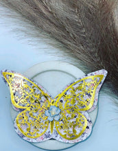 Load image into Gallery viewer, Meave Butterfly Bow
