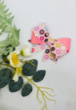 Load image into Gallery viewer, Amy Bows