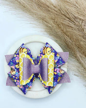 Load image into Gallery viewer, Maria-Belle Bow