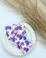 Load image into Gallery viewer, Medium Piggy Tails