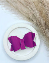 Load image into Gallery viewer, Penelope Bows