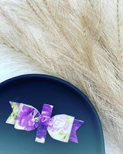 Load image into Gallery viewer, Layla Bow