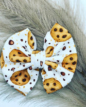 Load image into Gallery viewer, Poppy Bows