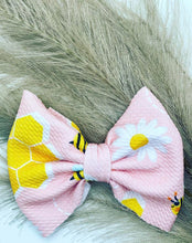 Load image into Gallery viewer, Poppy Bows