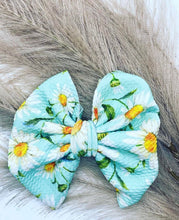 Load image into Gallery viewer, Poppy Bows