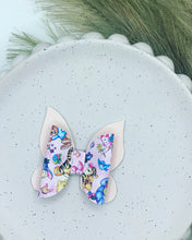 Load image into Gallery viewer, Khia Bows
