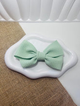 Load image into Gallery viewer, Anastasia Bows (Plain)
