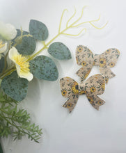 Load image into Gallery viewer, Kaydence Pigtails
