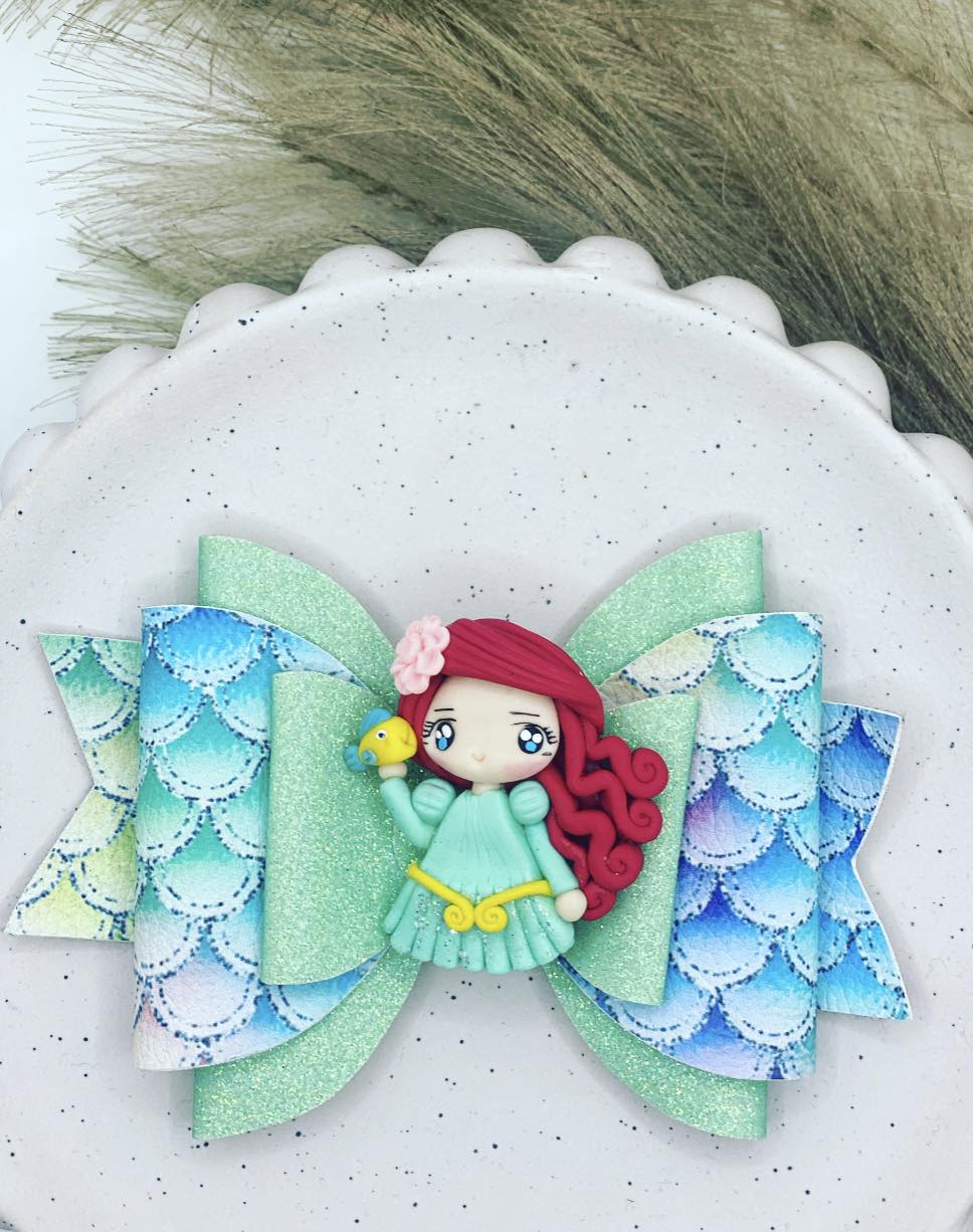 Mermaid #1 'Ivy Clay Bow'
