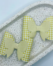 Load image into Gallery viewer, Oakley Piggies
