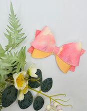 Load image into Gallery viewer, Willow Bows
