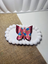 Load image into Gallery viewer, Khia Bows
