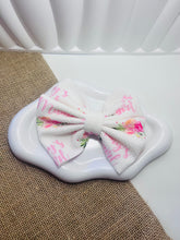 Load image into Gallery viewer, Poppy Bows (Patterned)
