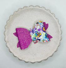 Load image into Gallery viewer, Zaylee Bow
