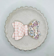 Load image into Gallery viewer, Ava Bow
