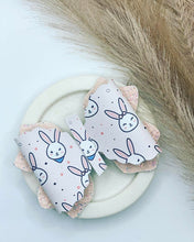 Load image into Gallery viewer, Amiyah Bows
