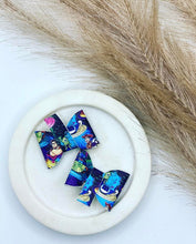 Load image into Gallery viewer, Small Piggy Tails
