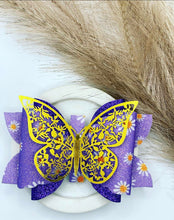 Load image into Gallery viewer, Maple Butterfly Bows
