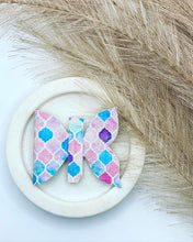 Load image into Gallery viewer, Little Splash Bow
