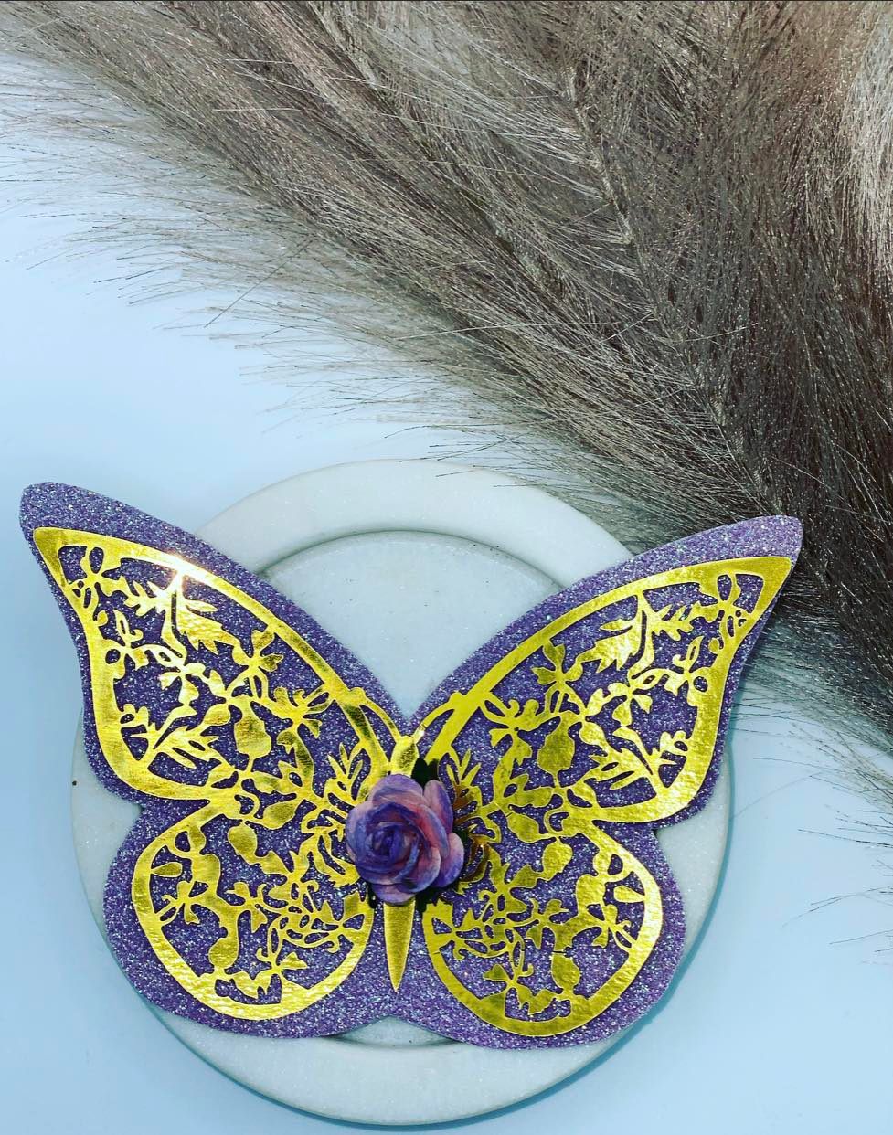Meave Butterfly Bow