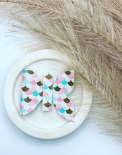 Load image into Gallery viewer, Little Splash Bow
