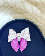 Load image into Gallery viewer, Petite Sailor Bows
