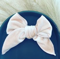 Load image into Gallery viewer, Elodie Bows
