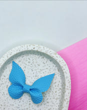 Load image into Gallery viewer, Butterfly Kisses
