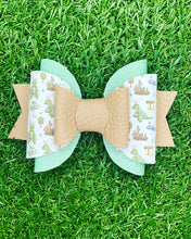 Load image into Gallery viewer, Ivy Bows
