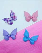 Load image into Gallery viewer, Butterfly Kisses
